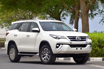 Toyota Fortuner 4x2 Auto Deisel